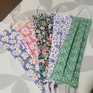 Flower lovers set of 5 face masks.